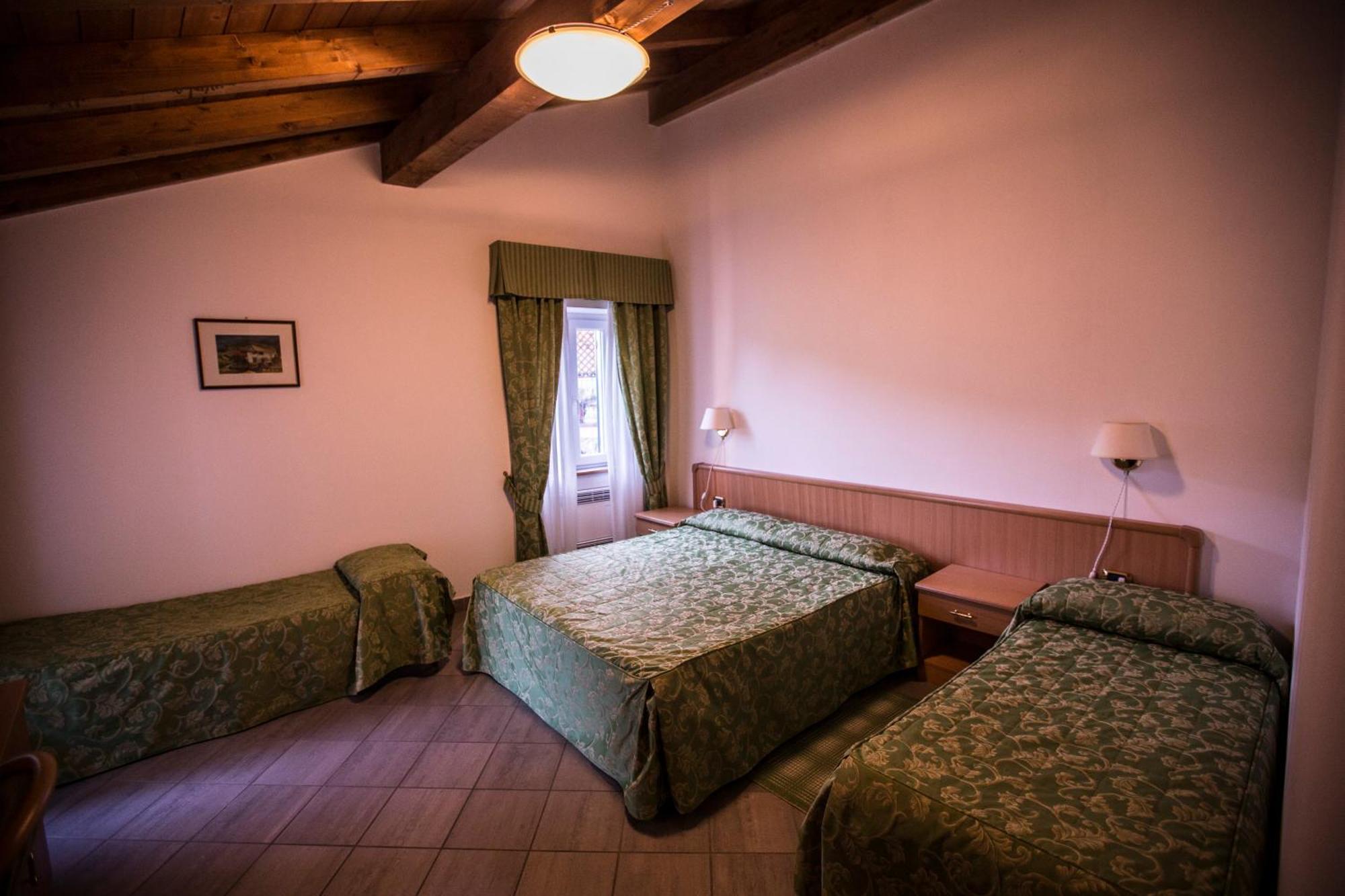 Albergo La Veranda Tavarone Phòng bức ảnh