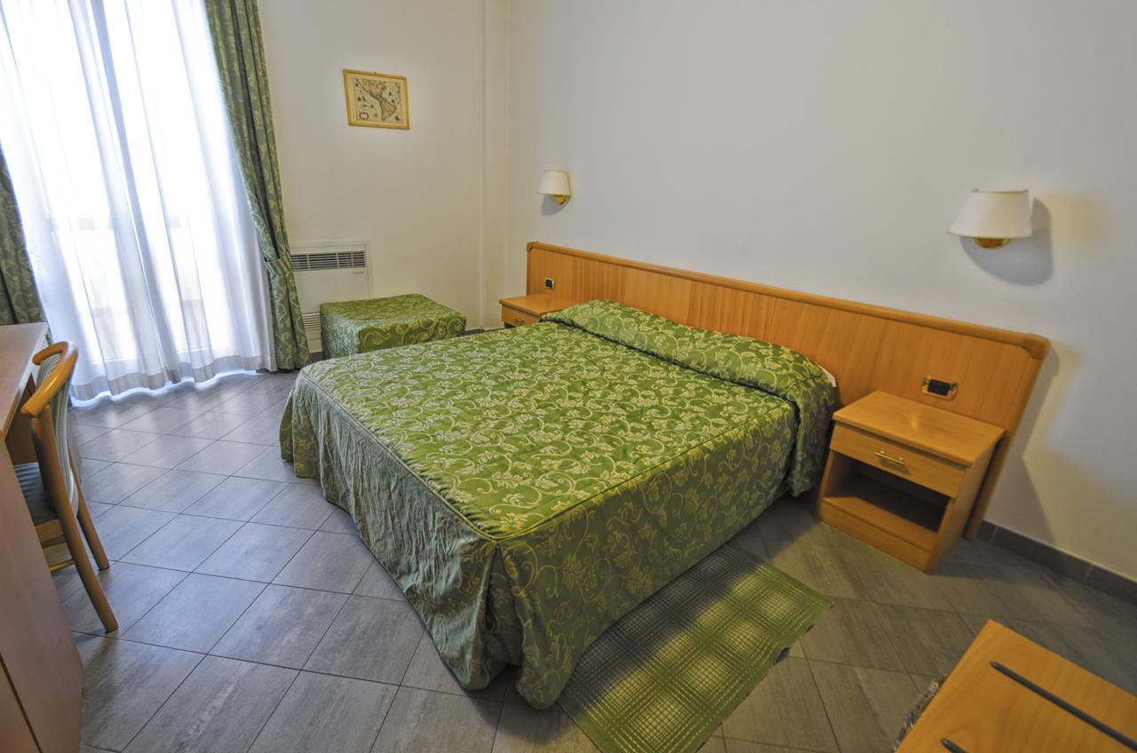 Albergo La Veranda Tavarone Ngoại thất bức ảnh