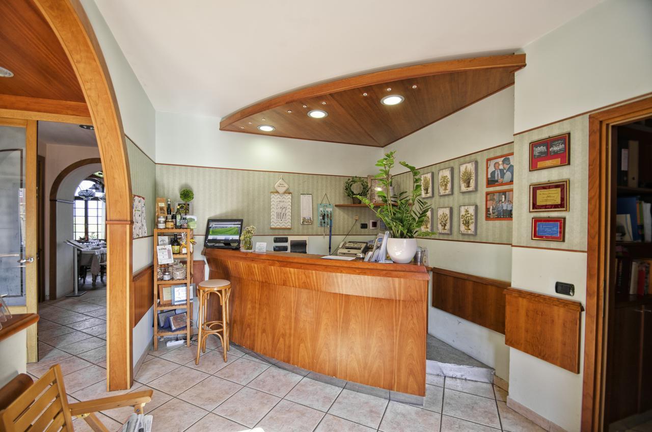 Albergo La Veranda Tavarone Ngoại thất bức ảnh